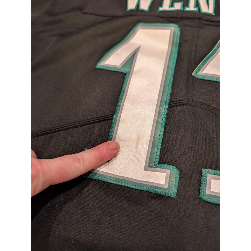 Philadelphia Eagles Football Jersey Youth Large Black NFL Nike Wentz 11 On Field